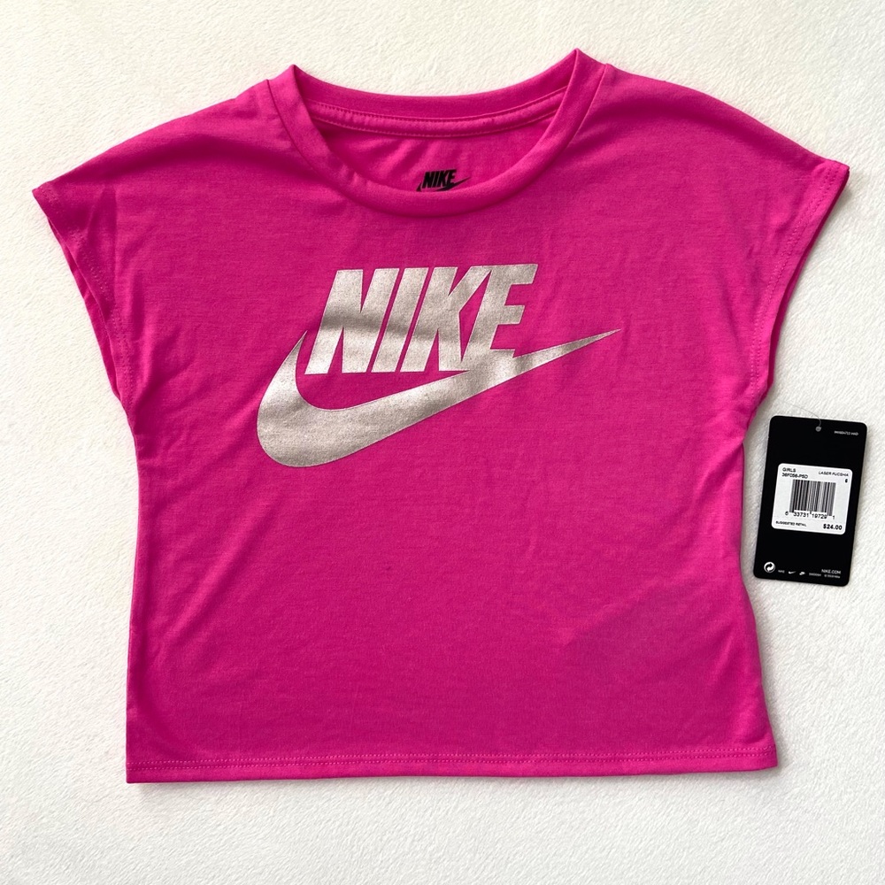 Nike Tee Girls Sz 6
